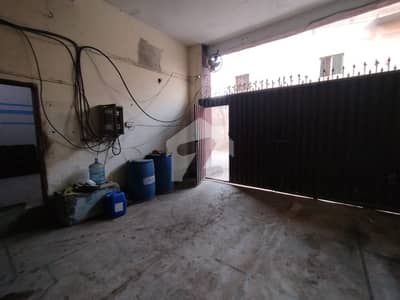 12 Marla 2 Story WearHouse Nadir Chowk Gajju Matah