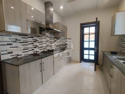 10 Marla Beautiful House Available For Rent Prime Location Dha Lahore. 10 Marla Beautiful House Available For Rent Prime Location Dha Lahore.