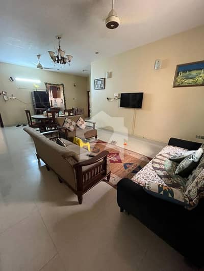 House Of 400 Square Yards Available For sale In Gulistan-e-Jauhar - Block 12