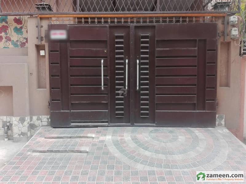 کینال پوائنٹ ہاؤسنگ سکیم ہربنس پورہ لاہور میں 5 کمروں کا 5 مرلہ مکان 1. 3 کروڑ میں برائے فروخت۔