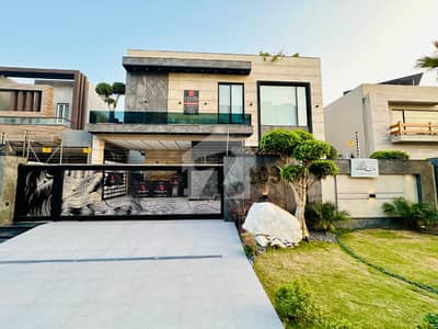 Luxury Living With Our Stunning 1 Kanal Ultra Modern Design House In DHA Lahore Luxury Living With Our Stunning 1 Kanal Ultra Modern Design House In DHA Lahore