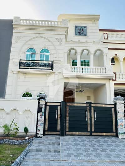 سٹی ہاؤسنگ سوسائٹی سیالکوٹ میں 3 کمروں کا 5 مرلہ مکان 50.0 ہزار میں کرایہ پر دستیاب ہے۔