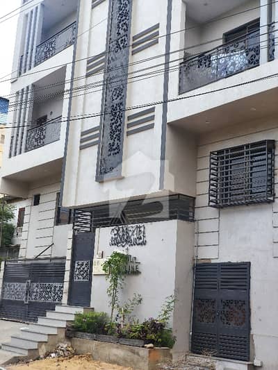 Verified 1000 Sq. Ft. 3-Beds Flat on 2nd Floor for Sale in PECHS Block 6 Lift & Parking