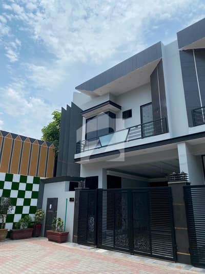 5.5 MARLA LUXURY DOUBLE STORY HOUSE FOR RENT NEAR NISHAT SCHOOL ST BOSAN ROAD MULTAN