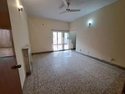 Family Flat for Rent Chaklala Scheme 3, Rawalpindi