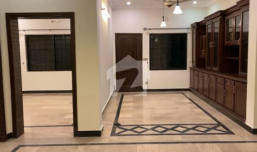 G-13 40x80 Park Corner Ground Portion Available For Rent