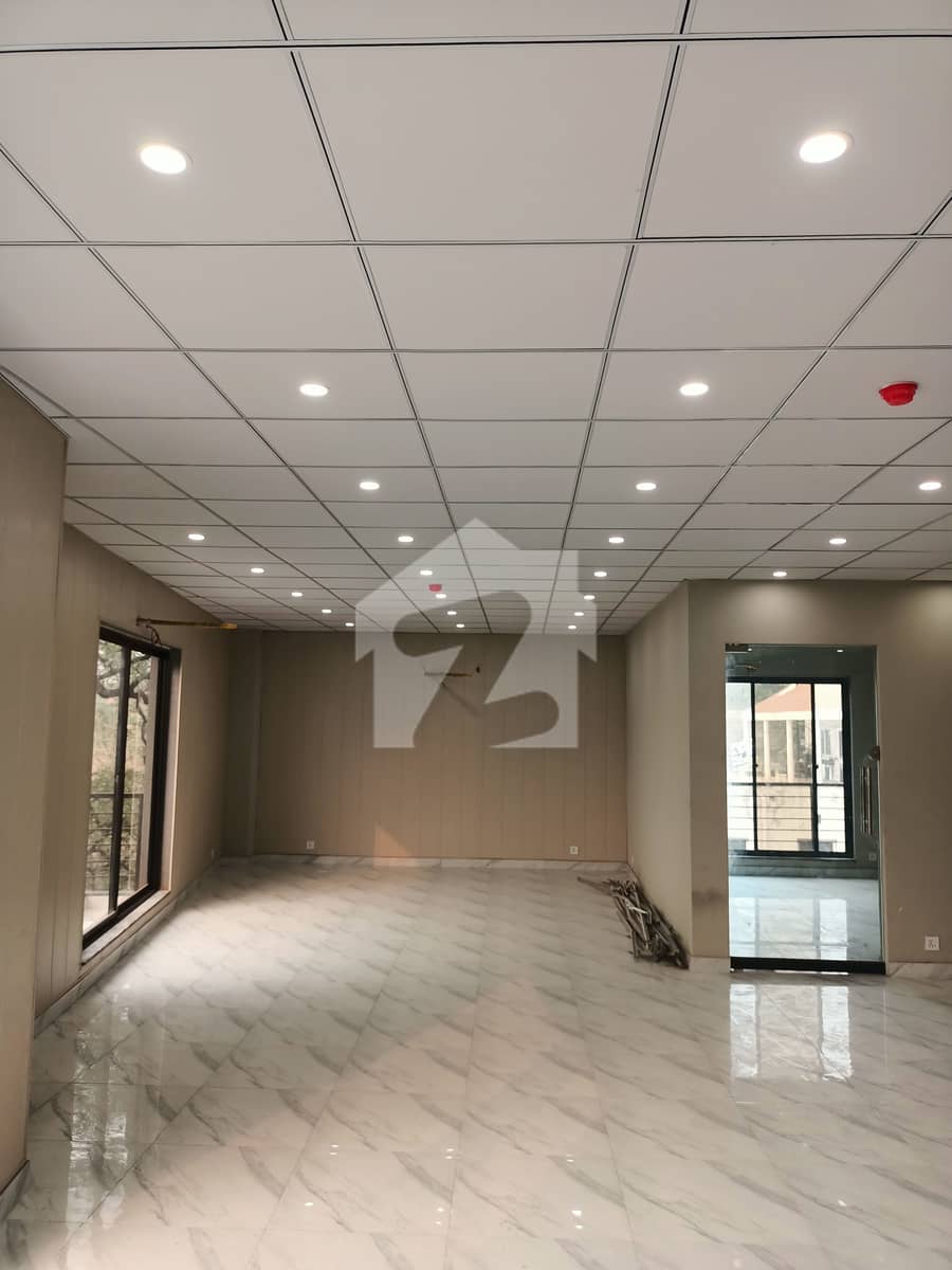 47 47