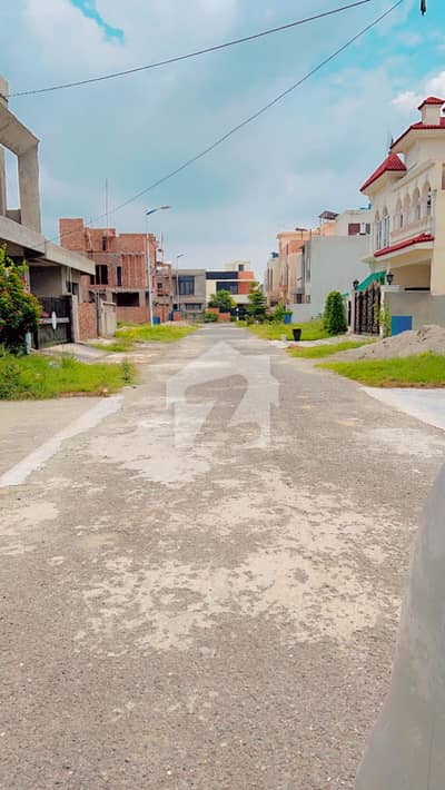 9 Marla Residential Plot For Sale In Bankers Avenue Cooperative Housing Society, Lahore