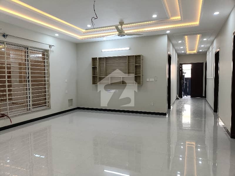 14 Marla Ground Portion Available For Rent 14 Marla Ground Portion Available For Rent