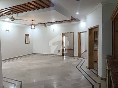 14 Marla Upper Portion Available For Rent