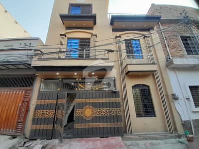 چکری روڈ راولپنڈی میں 4 کمروں کا 5 مرلہ مکان 1.6 کروڑ میں برائے فروخت۔