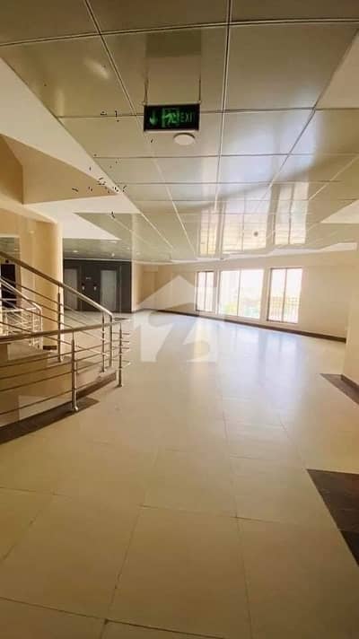 1400sq ft 2BHK Luxury Flat (READY TO MOVE) Available on CASH/ INSTALMENTS. Paragon Towers are available on SALE at minimum prices. 1400sq ft 2BHK Luxury Flat (READY TO MOVE) Available on CASH/ INSTALMENTS. Paragon Towers are available on SALE at minimum prices.