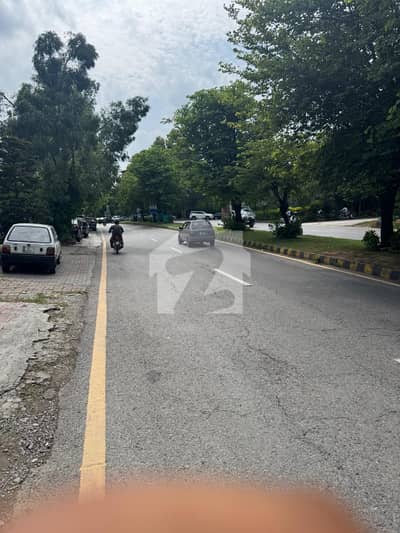 ایف ۔ 6 اسلام آباد میں 2 کنال رہائشی پلاٹ 50.0 کروڑ میں برائے فروخت۔ ایف ۔ 6 اسلام آباد میں 2 کنال رہائشی پلاٹ 50.0 کروڑ میں برائے فروخت۔