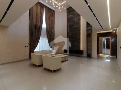 Semi Furnished 20 Marla House For sale In Wapda Town Phase 2 - Block Q Multan Semi Furnished 20 Marla House For sale In Wapda Town Phase 2 - Block Q Multan