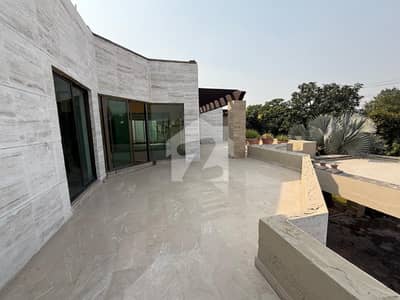 2 KANAL (10 YEARS OLD) DOUBLE STOREY HOUSE AVAILABLE FOR SALE IN DHA PHASE 2 2 KANAL (10 YEARS OLD) DOUBLE STOREY HOUSE AVAILABLE FOR SALE IN DHA PHASE 2