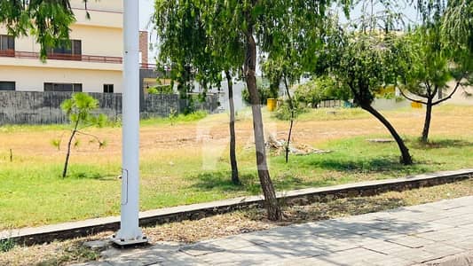 10 Marla Plot Available For Sale 10 Marla Plot Available For Sale