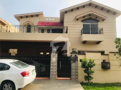 17 Marla 5 Bed House Available For Rent F Sector Askari 10