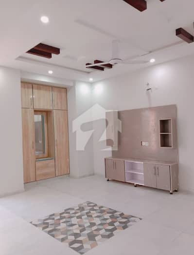 2 Bed Apartment Available For Rent On Prime Location And Reasonable Price
