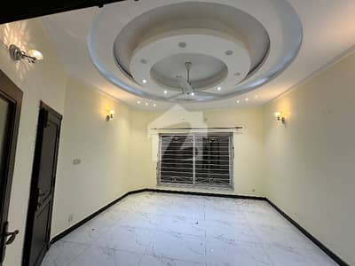 15 Marla Upper Portion for Rent | Corner House | 3 Bedrooms + Drawing Room | Gas Installed 15 Marla Upper Portion for Rent | Corner House | 3 Bedrooms + Drawing Room | Gas Installed