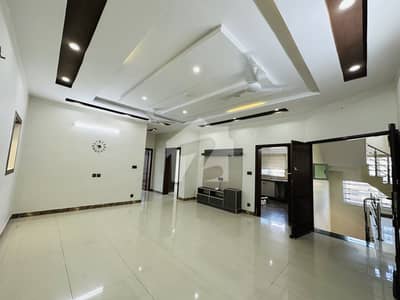 10 Marla Upper Portion-Fully Solar Operated 10 Marla Upper Portion-Fully Solar Operated