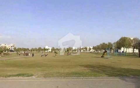 بحریہ ایجوکیشن اینڈ میڈیکل سٹی لاہور میں 5 مرلہ رہائشی پلاٹ 21.0 لاکھ میں برائے فروخت۔