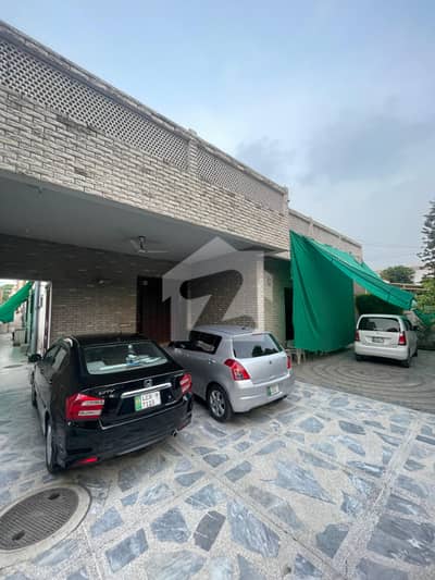 Defence 1 Kanal used Well Maintained Owner Build Bungalow Solid Construction Next To Sector Park Cheapest Price Defence 1 Kanal used Well Maintained Owner Build Bungalow Solid Construction Next To Sector Park Cheapest Price