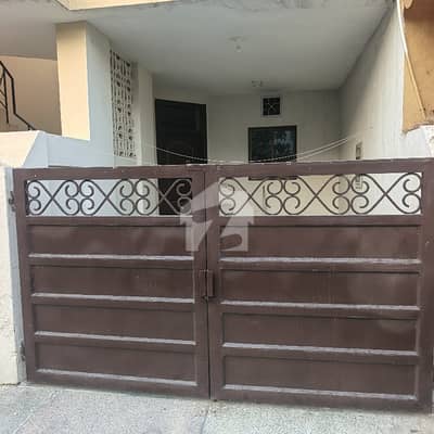 ایڈن لین ولاز 2 ایڈن,لاہور میں 2 کمروں کا 5 مرلہ فلیٹ 73.0 لاکھ میں برائے فروخت۔