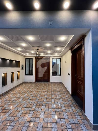 A Prime Location House Of 5 Marla In Rs. 32500000 A Prime Location House Of 5 Marla In Rs. 32500000