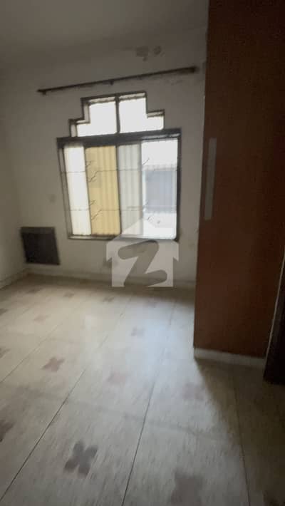 7 Marla Upper Portion With Rooftop Near Expo Centre And Main Canal Road 7 Marla Upper Portion With Rooftop Near Expo Centre And Main Canal Road