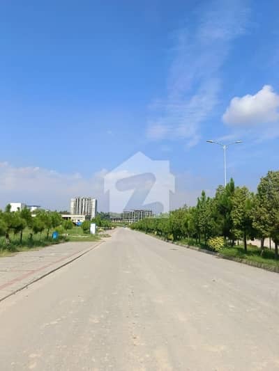 ٹاپ سٹی 1 - بلاک اے ٹاپ سٹی 1,اسلام آباد میں 10 مرلہ رہائشی پلاٹ 2.4 کروڑ میں برائے فروخت۔