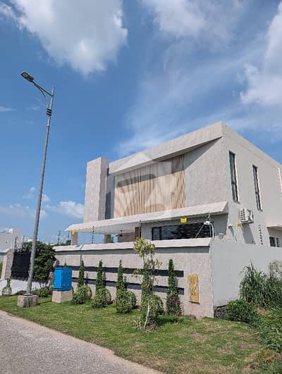 Modern Semi Furnished 1 Kanal UK Designer Home For Sale - DHA 7