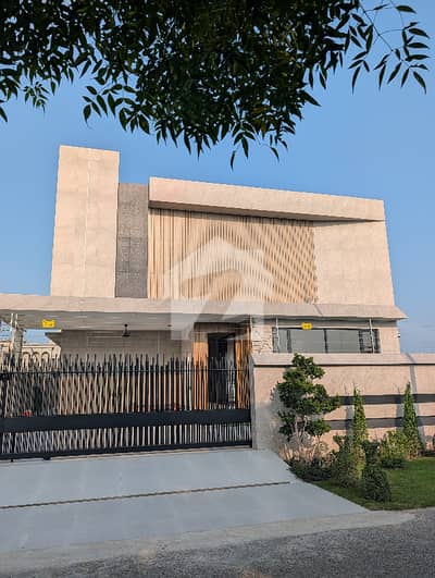 UK Architect - New 1 Kanal Semi Furnished - DHA 7 - House For Sale