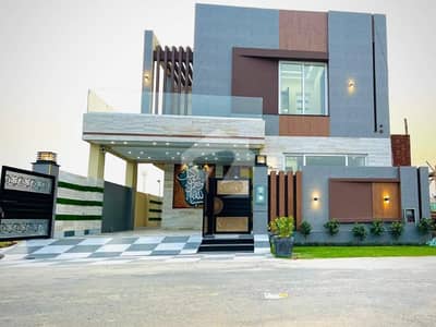 DHA phase 4 kk block house for sale Prim luction nazr to park and masjad ring road 3 mint darve