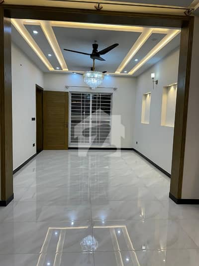 7 Marla House available for sale F Block
