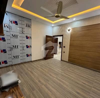 On Excellent Location Lower Portion For Rent
