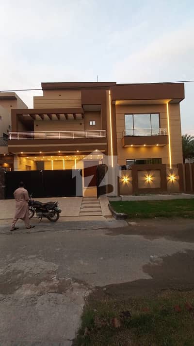 10 Marla Brand New House For Sale In UET Housing Society 10 Marla Brand New House For Sale In UET Housing Society