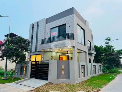 5.5 Marla Park-Facing Corner House | Prime Location DHA 9 Town