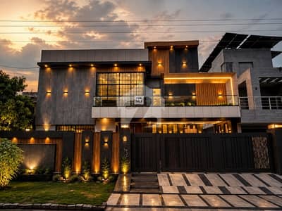 این ایف سی 1 لاہور میں 6 کمروں کا 1 کنال مکان 8.9 کروڑ میں برائے فروخت۔