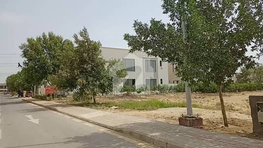 Precinct 1 Near Main Entrance of Bahria Town (Plot FOR SALE)
