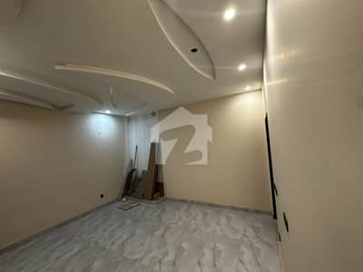 نیسپاک سکیم فیز 3 ڈیفینس روڈ,لاہور میں 3 کمروں کا 1 کنال بالائی پورشن 1.3 لاکھ میں کرایہ پر دستیاب ہے۔ نیسپاک سکیم فیز 3 ڈیفینس روڈ,لاہور میں 3 کمروں کا 1 کنال بالائی پورشن 1.3 لاکھ میں کرایہ پر دستیاب ہے۔