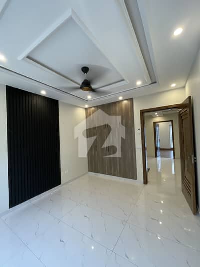 5 Marla Brand New Modern Full House For Sale Paragon City Lahore