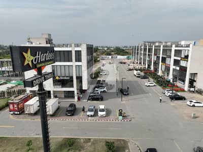 Business Bay 5 Marla Prime Commercial Building Opportunity In Lake City