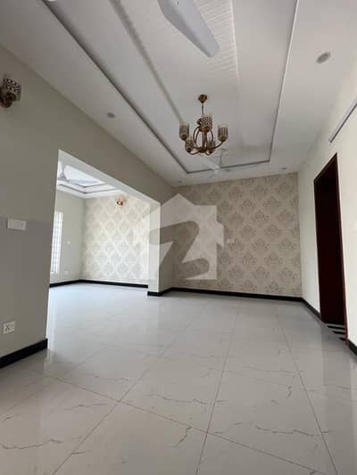 بحریہ انکلیو بحریہ ٹاؤن,اسلام آباد میں 3 کمروں کا 5 مرلہ مکان 2.65 کروڑ میں برائے فروخت۔