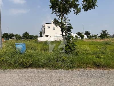 Top Location Plot At Highly Developed Area Block Z1 Phase 7 DHA Lahore