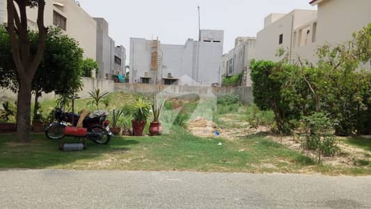 ڈی ایچ اے فیز 7 - بلاک ٹی ڈی ایچ اے فیز 7,ڈی ایچ اے ڈیفینس,لاہور میں 10 مرلہ رہائشی پلاٹ 3.0 کروڑ میں برائے فروخت۔