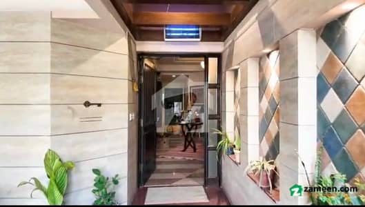 ڈی ایچ اے فیز 4 - بلاک ڈیڈی ڈی ایچ اے فیز 4,ڈی ایچ اے ڈیفینس,لاہور میں 6 کمروں کا 1 کنال مکان 10.5 کروڑ میں برائے فروخت۔ ڈی ایچ اے فیز 4 - بلاک ڈیڈی ڈی ایچ اے فیز 4,ڈی ایچ اے ڈیفینس,لاہور میں 6 کمروں کا 1 کنال مکان 10.5 کروڑ میں برائے فروخت۔