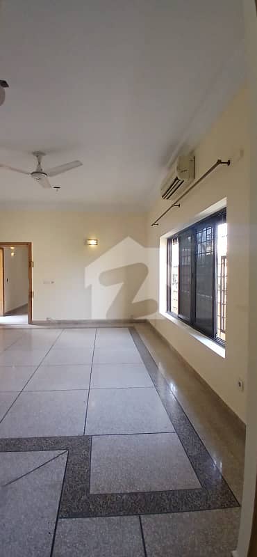 1 Kanal Double Storey House Available For Rent In F11