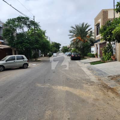100% CHANCE DEAL 300 YARD WEST OPEN PLOT IN 7 STREET PH 4.