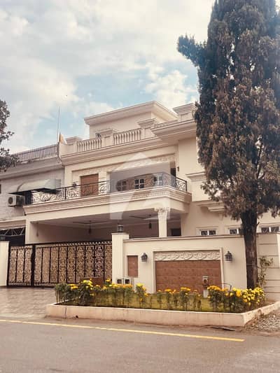 آئی ۔ 8/3 آئی ۔ 8,اسلام آباد میں 7 کمروں کا 14 مرلہ مکان 20.0 کروڑ میں برائے فروخت۔ آئی ۔ 8/3 آئی ۔ 8,اسلام آباد میں 7 کمروں کا 14 مرلہ مکان 20.0 کروڑ میں برائے فروخت۔