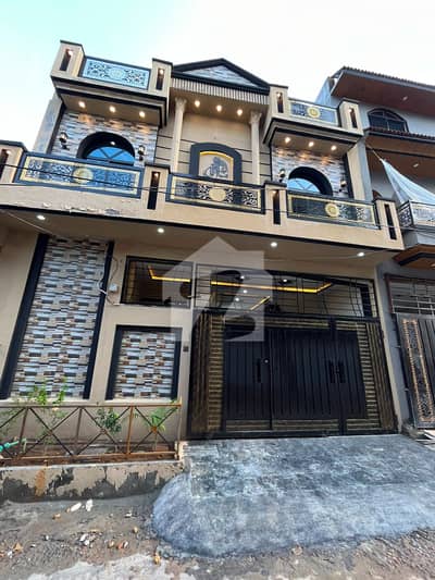 میسرائل روڈ راولپنڈی میں 5 کمروں کا 5 مرلہ مکان 2.4 کروڑ میں برائے فروخت۔